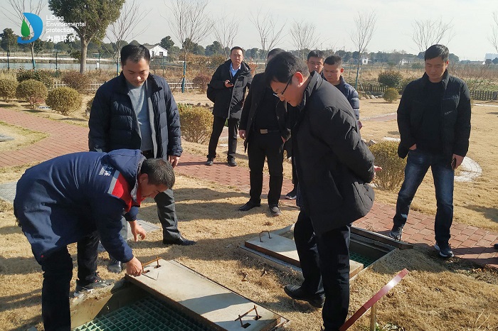 某地住建部門來訪我司農(nóng)村污水處理站點